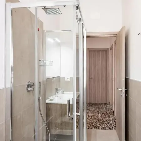 Apartment Iride *