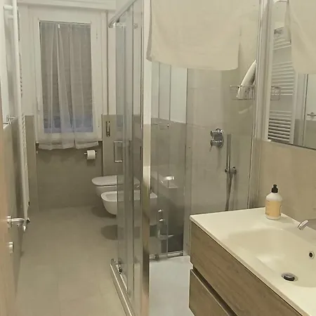 Iride Apartament *